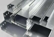 強(qiáng)腐蝕性環(huán)境選用哪種南寧電纜橋架好？